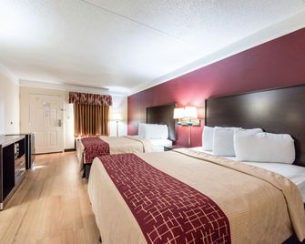 Red Roof Inn & Suites Clinton, TN - Clinton - Slaapkamer