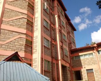 Salkan Hotel - Embu - Edificio