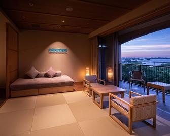 Kamenoi Hotel Toba - Toba