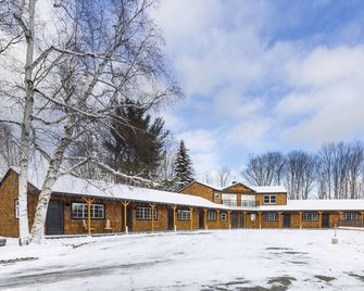 Studio Suite #11 at The Lodge | Minutes from Sunapee Harbor and Mount Sunapee - Sunapee - Edificio