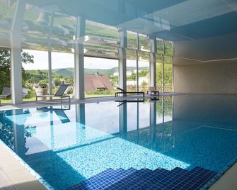 Hotel AM Fang - Bad Laasphe - Piscina
