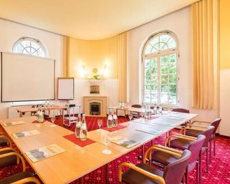 Grandhotel Esplanade - Bad Nenndorf - Meetingruimte
