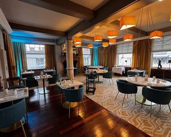 The Originals Boutique, Hôtel Auberge du Forgeron, Lille Sud - Seclin - Restaurace