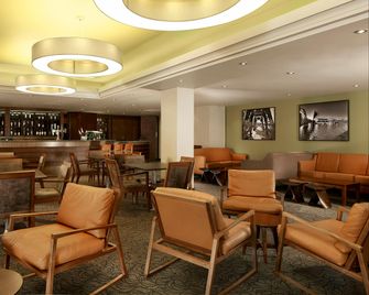 DoubleTree by Hilton Hotel Bristol City Centre - בריסטול - בר