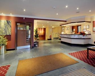 Caladh Inn - Stornoway - Front desk