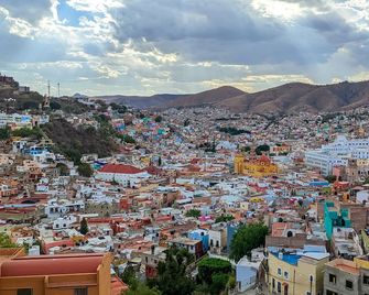Hotel Chocolate Suites - Guanajuato