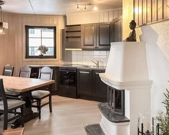 Beautiful Apartment In Noresund - Noresund - Kitchen