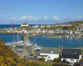 Seafront holiday home in Findochty - Buckie