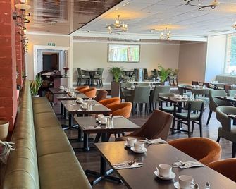 Inn on the Lake Hotel - Gravesend - Restaurant