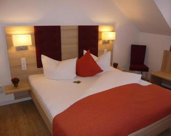 Hotel Zur Traube - Velbert - Habitación