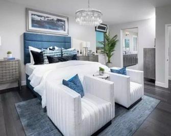 Blue Heaven - Roseville - Bedroom