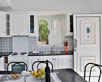 Isadora Apartments Βάμος - Χανιά - Κουζίνα
