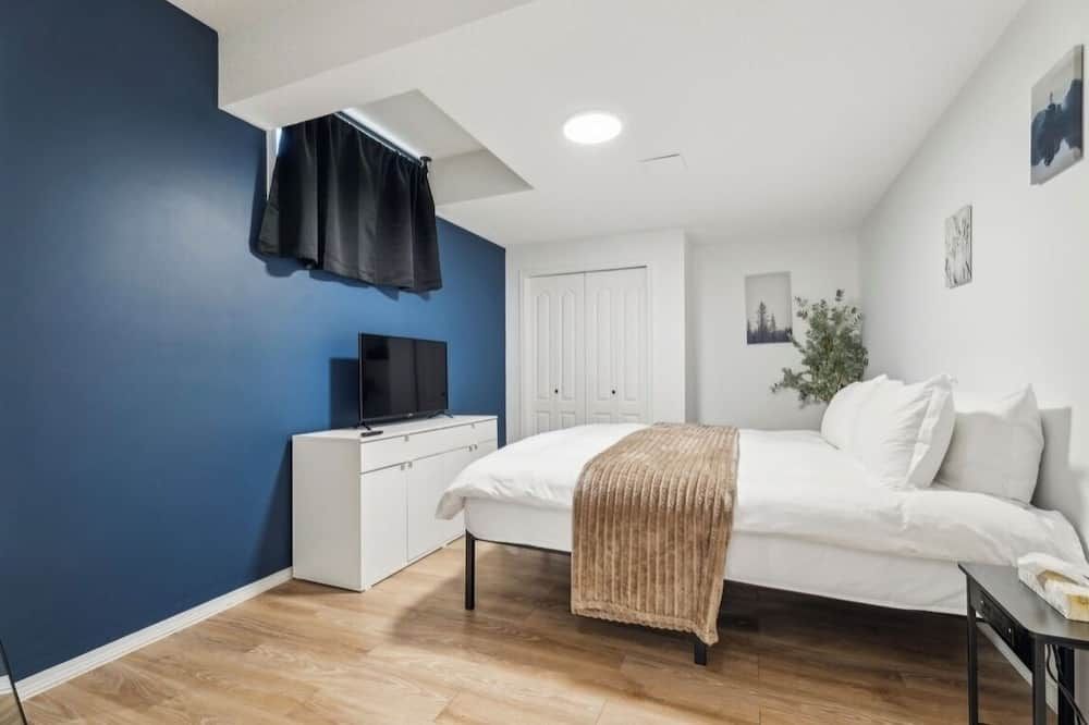 The Modern Lodge Retreat With Infrared Sauna & Amenities For Rest And Relaxation - Cochrane - Habitación