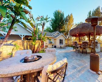 In the heart of Valencia California - Santa Clarita - Innenhof