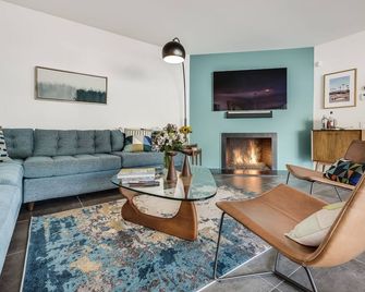 Ps Hiddenfrey: Architecture, History In Iconic Mid-Century Frey Mini-Estate - Palm Springs - Sala de estar