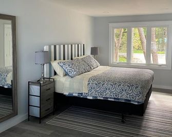 4-Bedroom Family-Friendly Pet-Friendly Oceanfront Home in Downeast Maine - Gouldsboro - Habitación