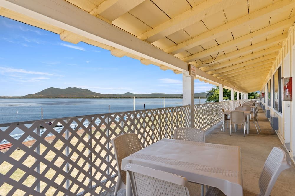 Skylark Shores Resort - Lakeport - Balkon