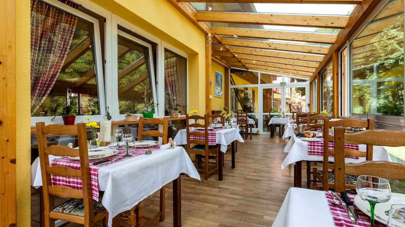 Logis Hôtel Restaurant De La Poste et SPA de Montagne