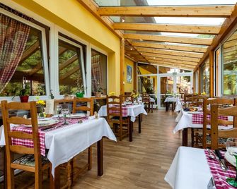 Logis Hôtel Restaurant De La Poste et SPA de Montagne - Le Bonhomme - Restaurant