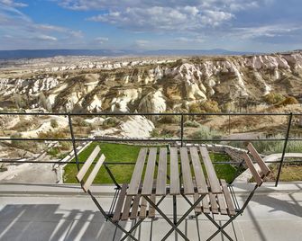 Kistar Cave Hotel - Uchisar - Balkong