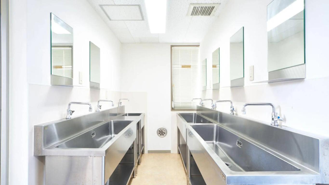 1 Night 1980 Yen Tokyo Hotel