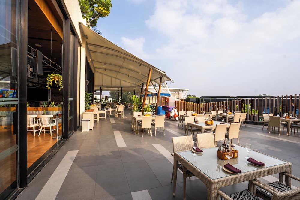 Hyatt Centric Mg Road Bangalore - באנגאלור - מסעדה