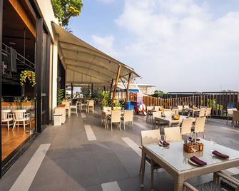 Hyatt Centric Mg Road Bangalore - Bangalore - Restaurant