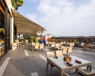 Hyatt Centric Mg Road Bangalore - באנגאלור - מסעדה