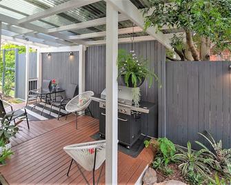 'Aotea' - Inner City Art Deco Oasis - Brisbane - Patio
