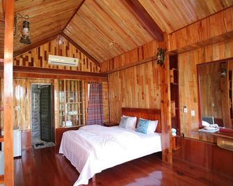 Phong Nha Mountain House - Bo Trach - Habitación