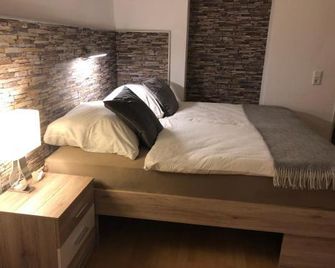 Messezimmer Stockum - Düsseldorf - Bedroom