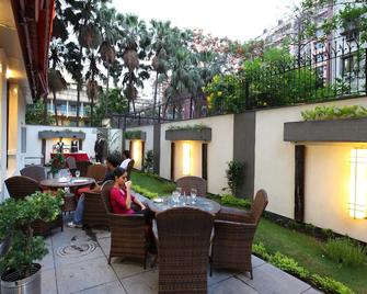 The Corporate - Calcuta - Patio