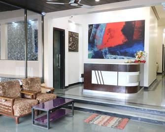Hotel Comfort Inn - Igatpuri - Recepción