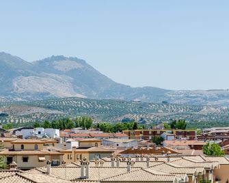 Yit Conquista De Granada - Peligros - Vista del exterior