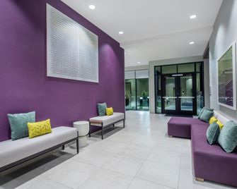 Hilton Garden Inn Surprise - Surprise - Lobby