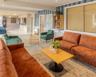 Kingsgate Hotel Te Anau - טה אנאו - טרקלין