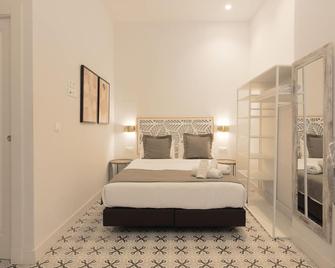 Apartamentos Teatro by Be Alicante - Alicante - Habitación