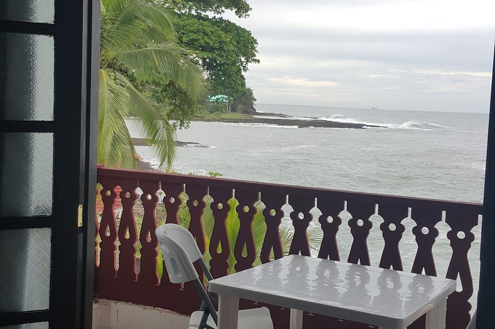 Hotel La Cueva Limon - Limón - Balcón