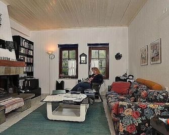 detached holiday house, calmly located in an olive grove - Afissos - Wohnzimmer