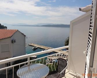 Holiday apartment Živogošće for 1 - 2 persons - Holiday apartment - Podgora - ระเบียง
