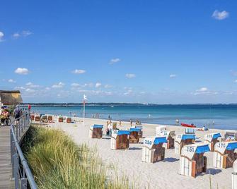 Strandliebe in Scharbeutz - Scharbeutz - Strand