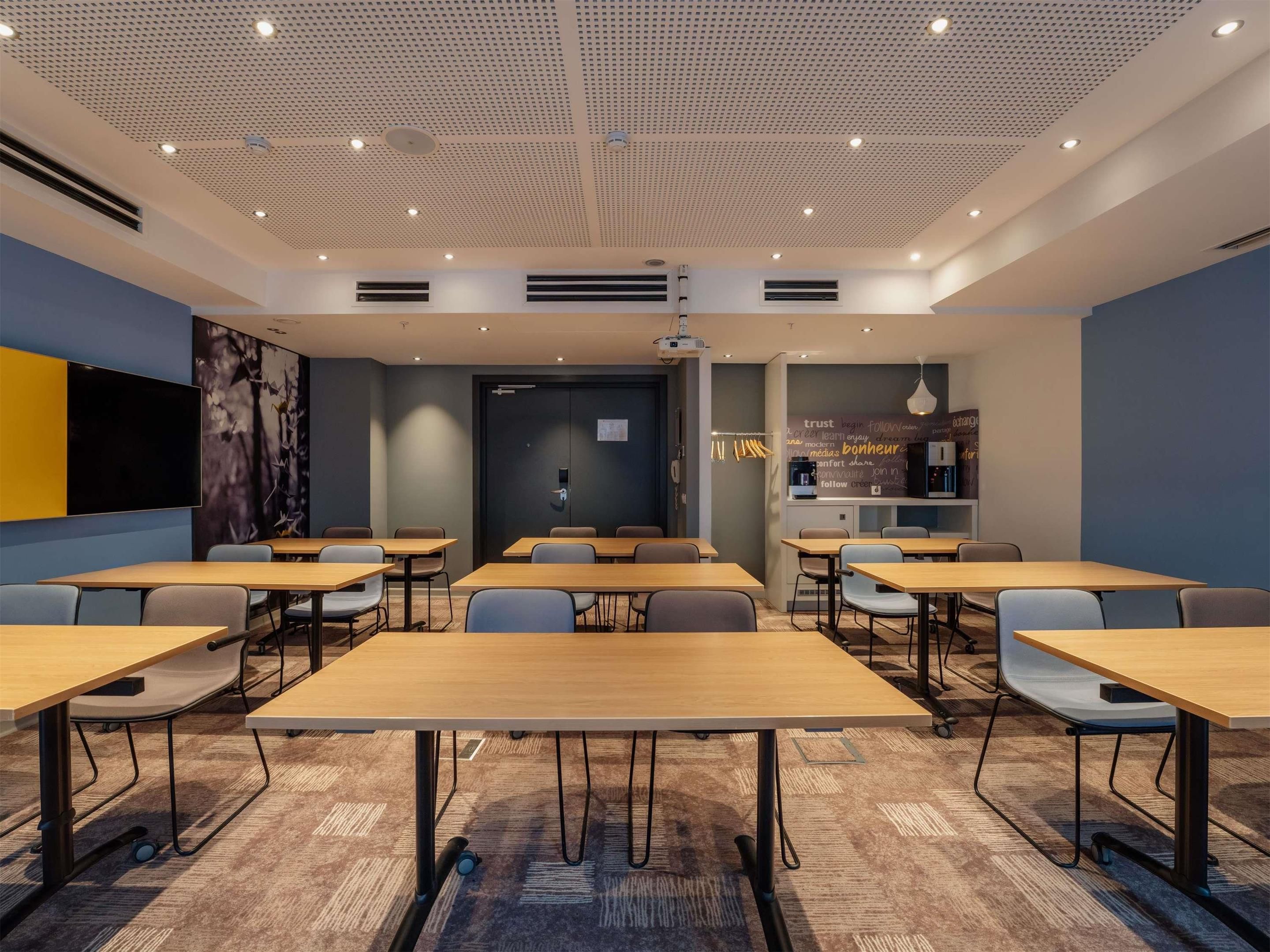 إيبيس يريفان سنتر - يريفان - مطعم