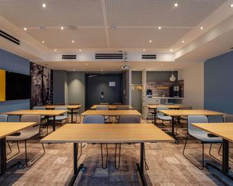 ibis Yerevan Center - ירבאן - מסעדה