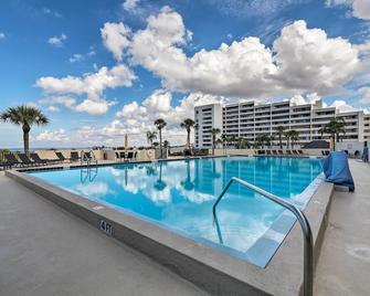 Balcony and Resort Amenities Gulf Coast Escape! - Hudson - Piscina