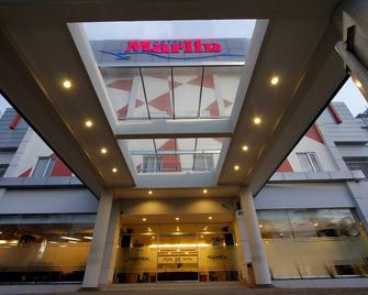 Hotel Marlin Pekalongan Managed by Dafam - Pekalongan - Building