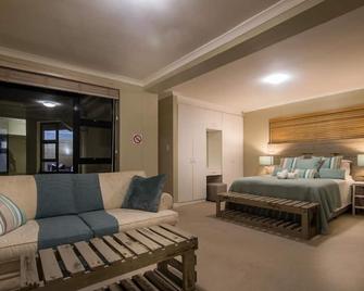 Atlantic Bay Lodge - Cape Town - Bedroom