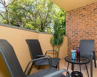 Eastwood Furnished Apartments - North Ryde - Balkon