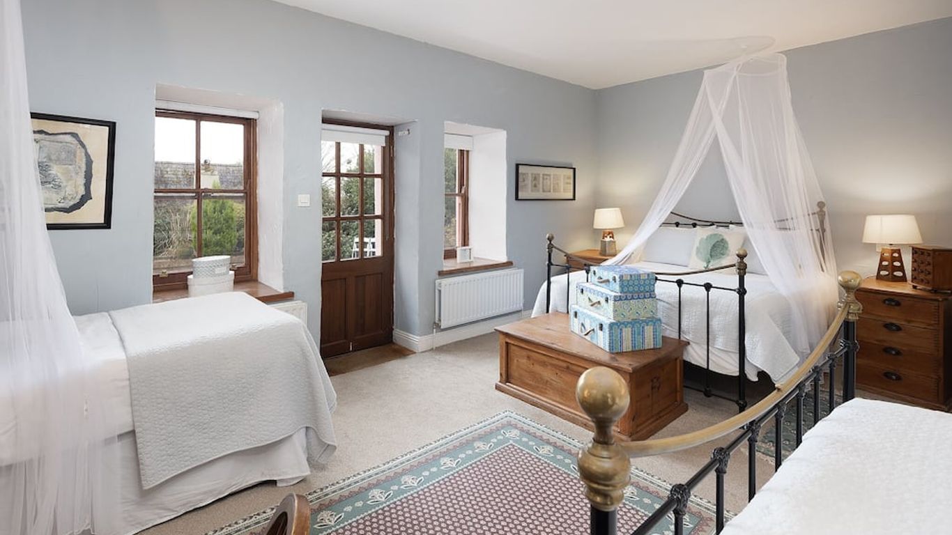 Barnabrow Country House