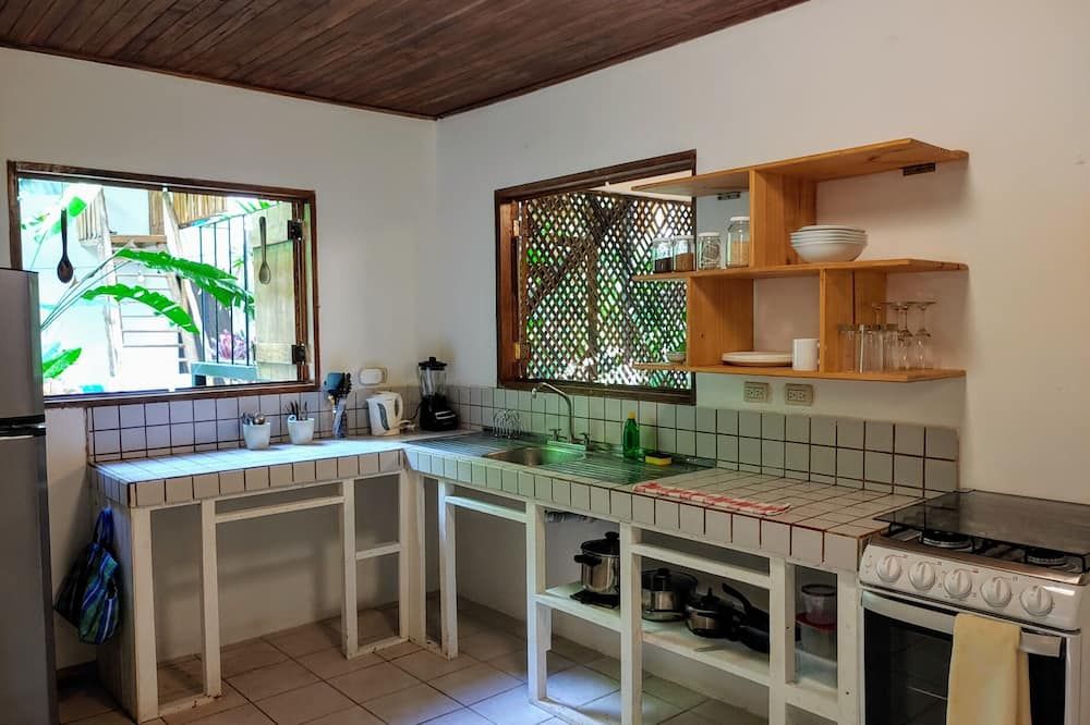 Colibri Surf House & Flats - Santa Teresa - Cocina