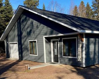 The Meadows Inn - Grand Marais - Будівля